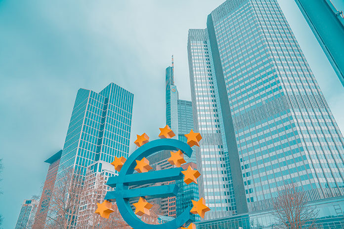 Historia wspólnej waluty Unii Europejskiej (EUR) w pigułce