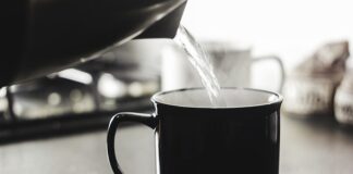 Czy Pracodawca ma obowiązek zapewnić czajnik?